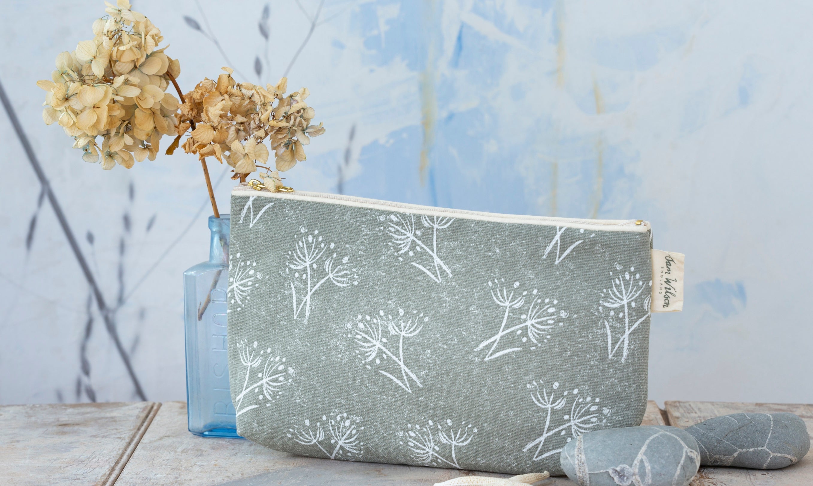Parsley Seed Grey