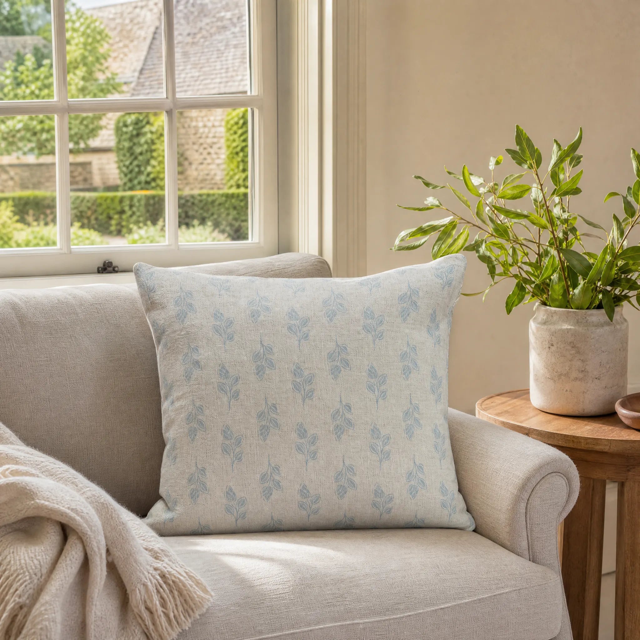 Sam Wilson Blue Flora Square Linen Cushion