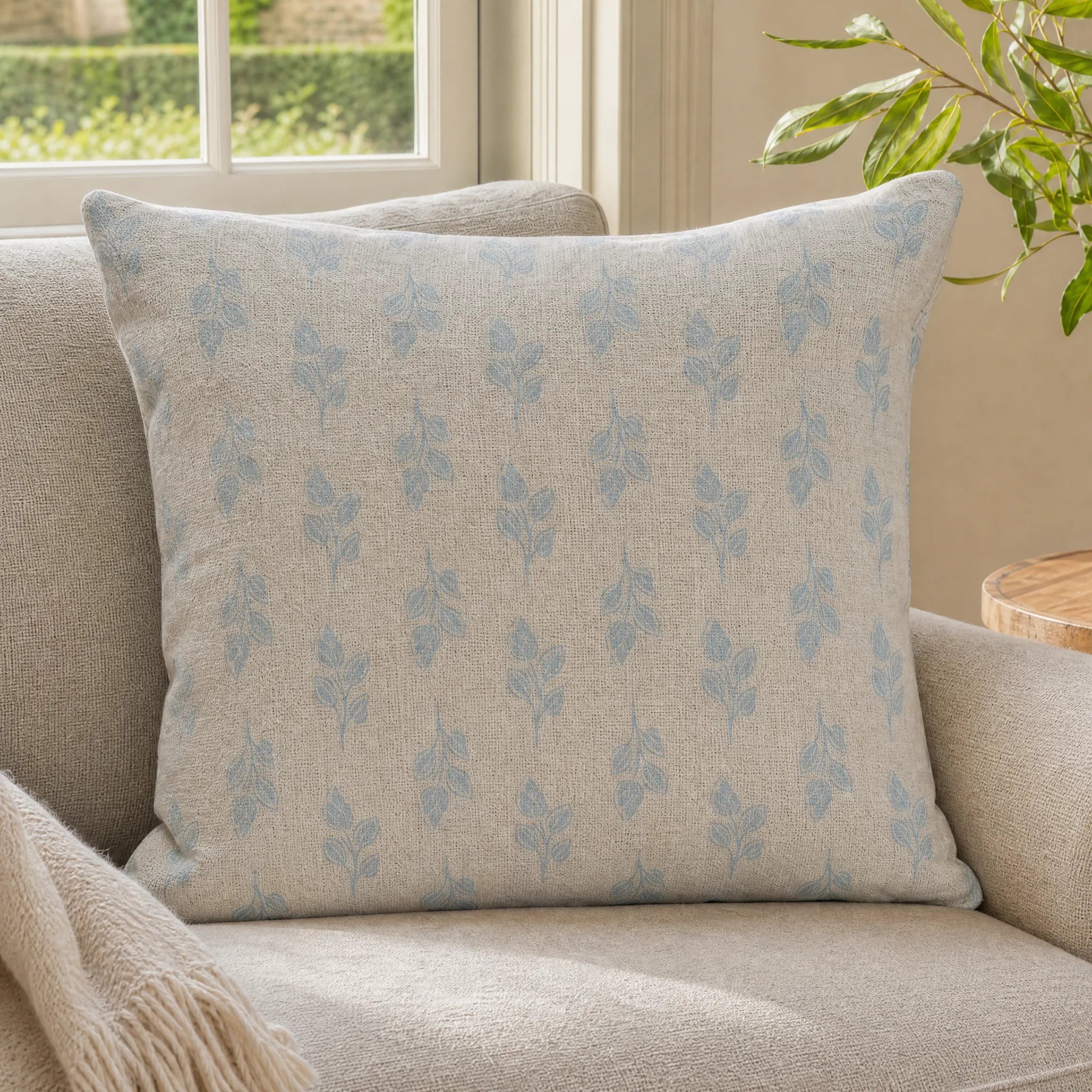 Sam Wilson Blue Flora Square Linen Cushion