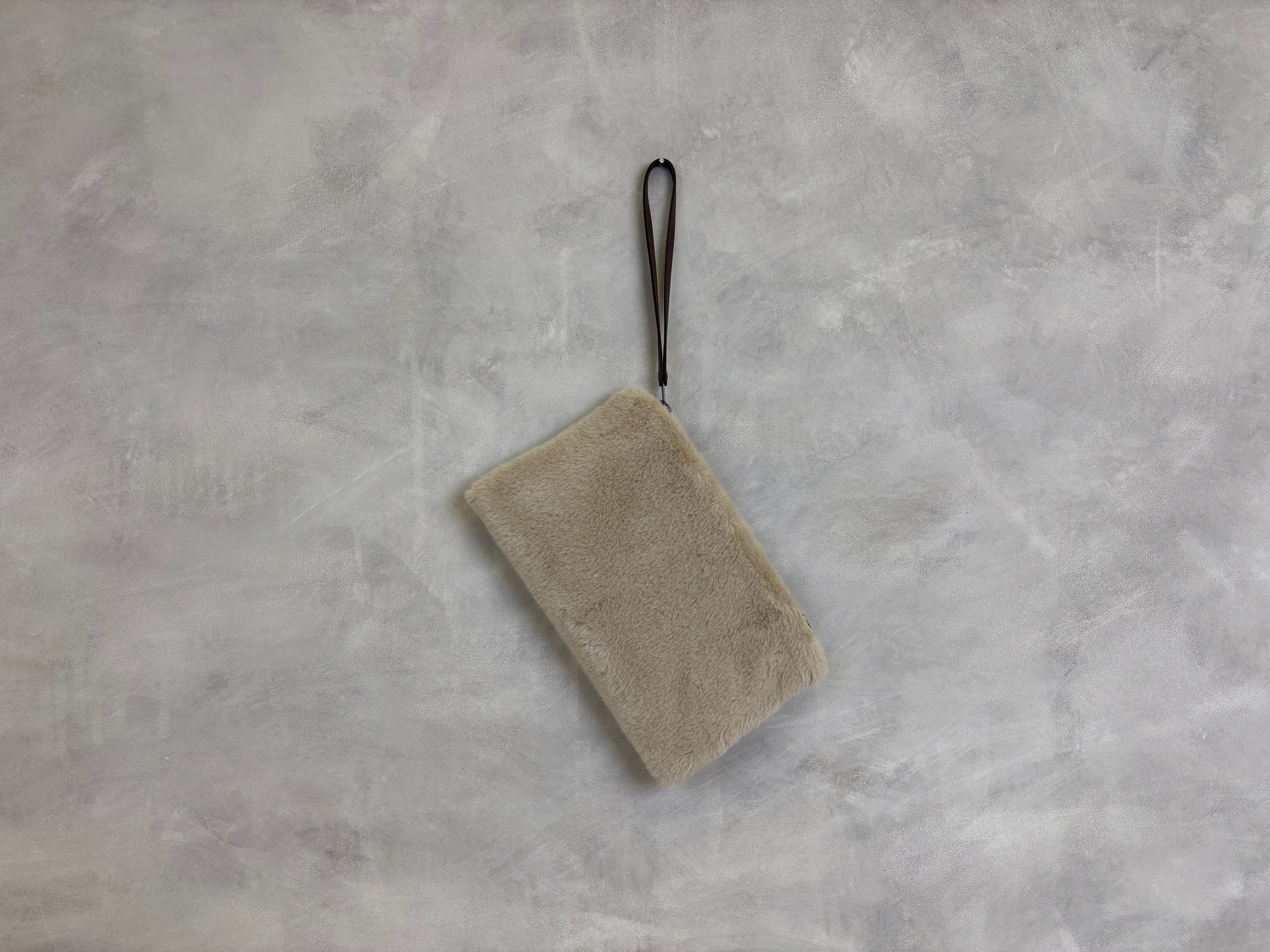 Small Pouch Bag Labrador