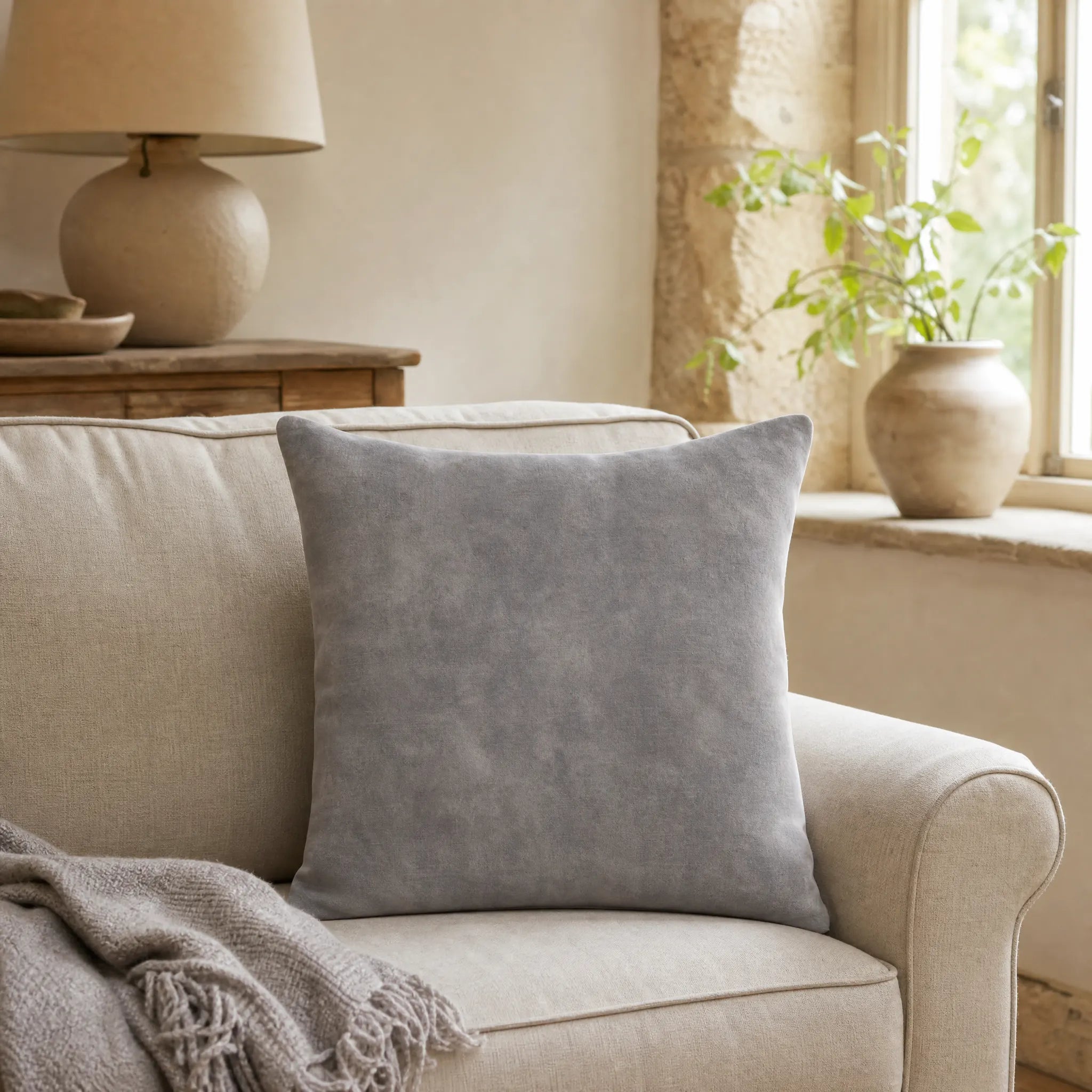 Sam Wilson Marble Velvet with Natural Linen back Cushion