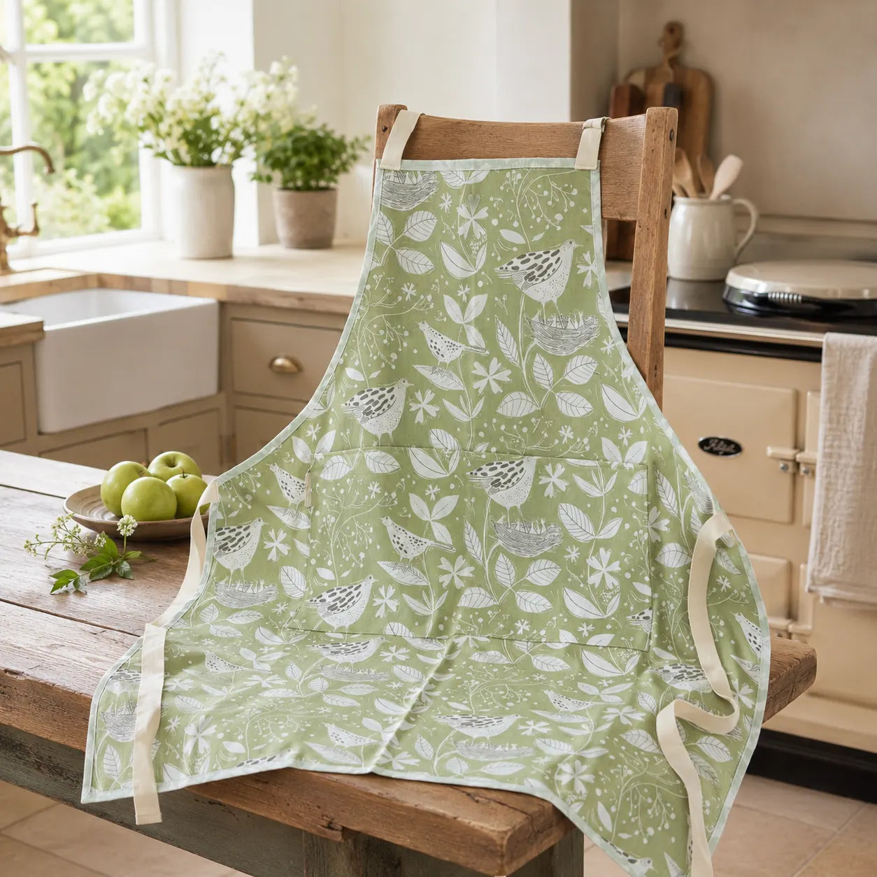 Sam Wilson Hedgerow Apron - Main