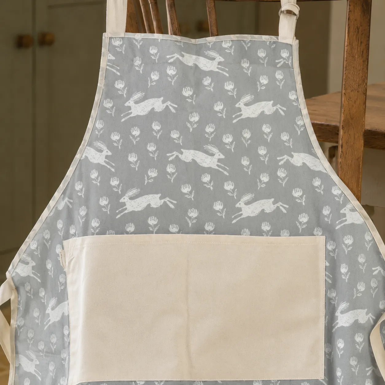 Sam Wilson Running Hare Grey Pattern Apron - Zoomed