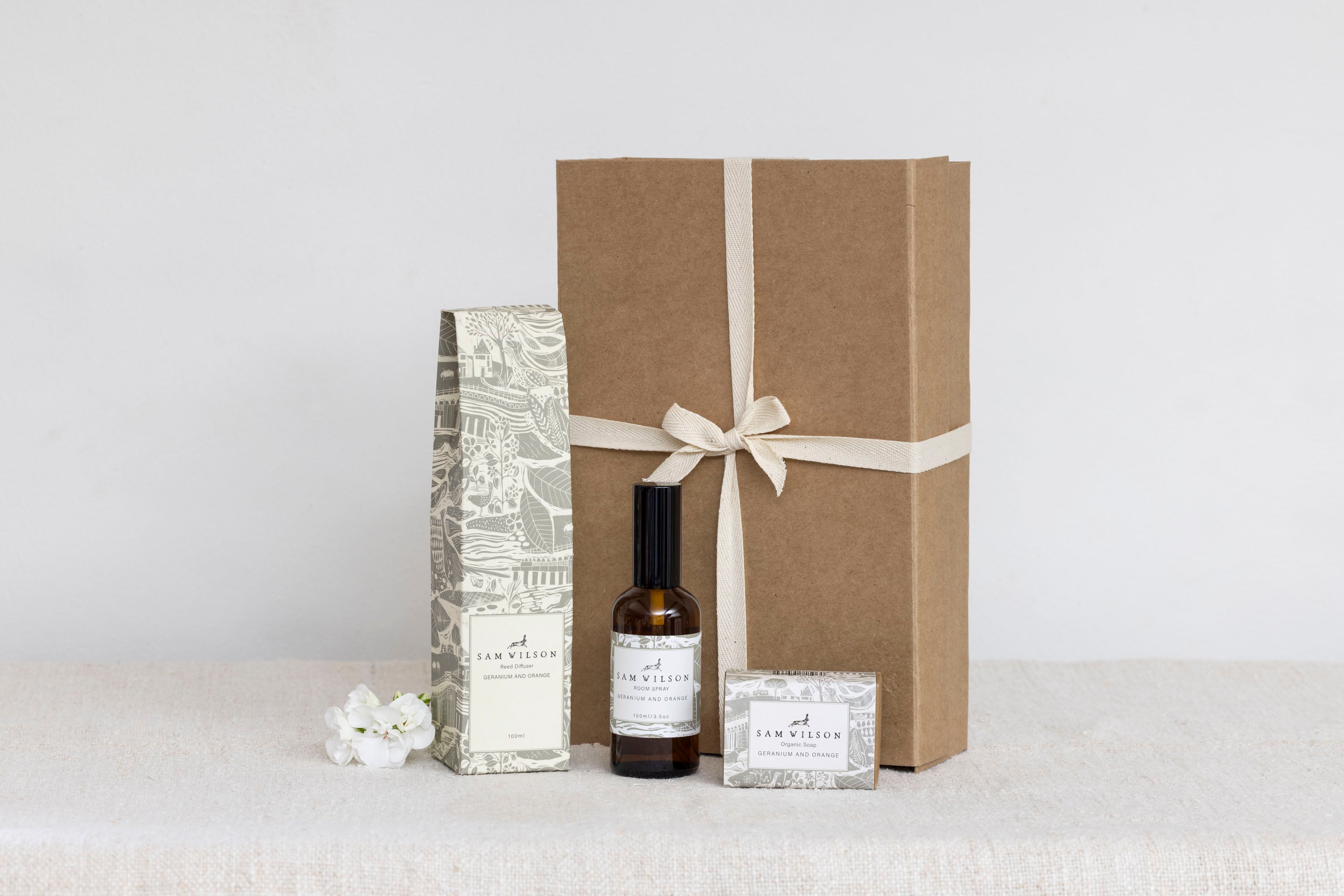 Sam Wilson Geranium and Orange Diffuser, Soap and Room Spray Gift Set