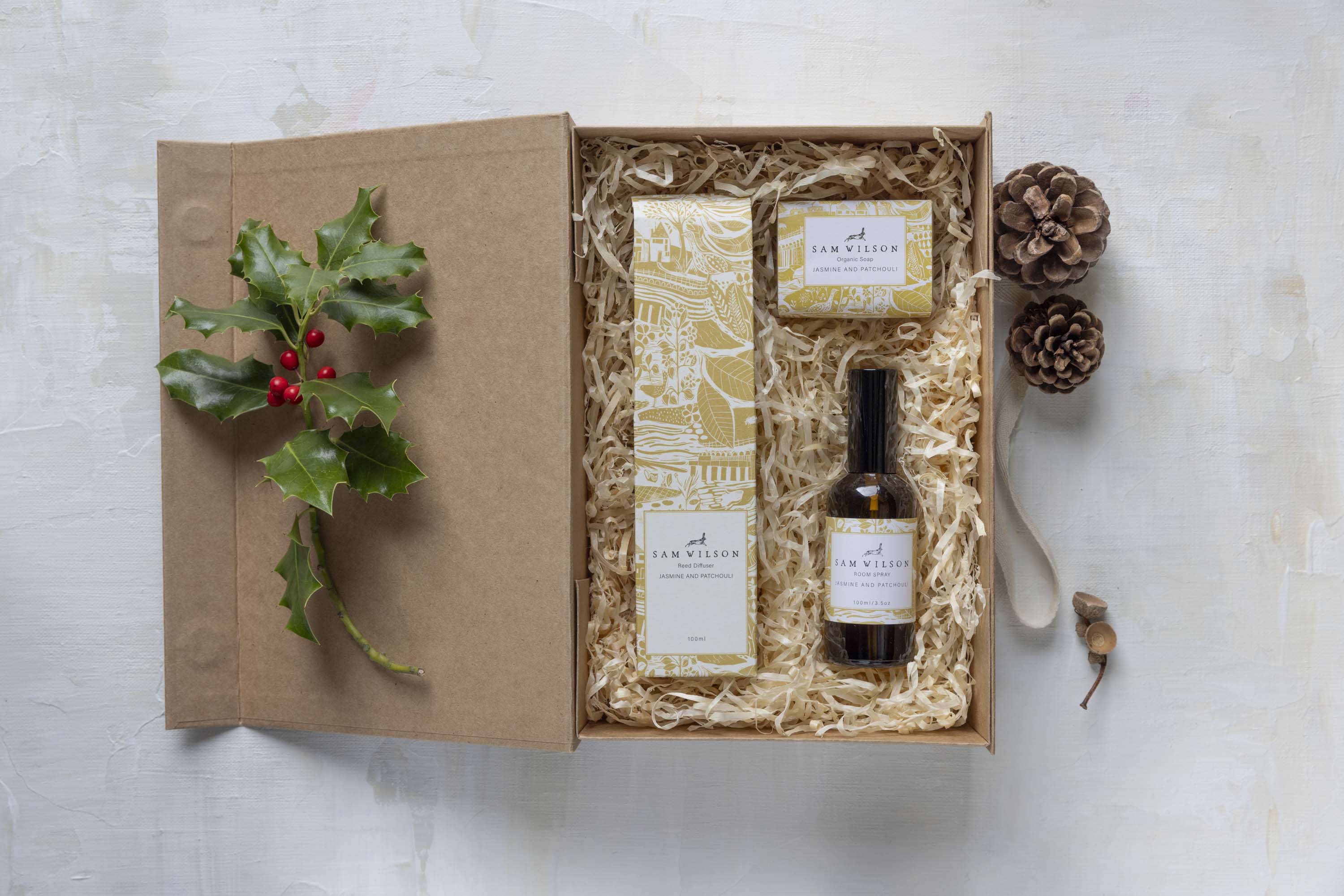 Sam Wilson Jasmine and Patchouli Diffuser, Soap and Room Spray Gift Set