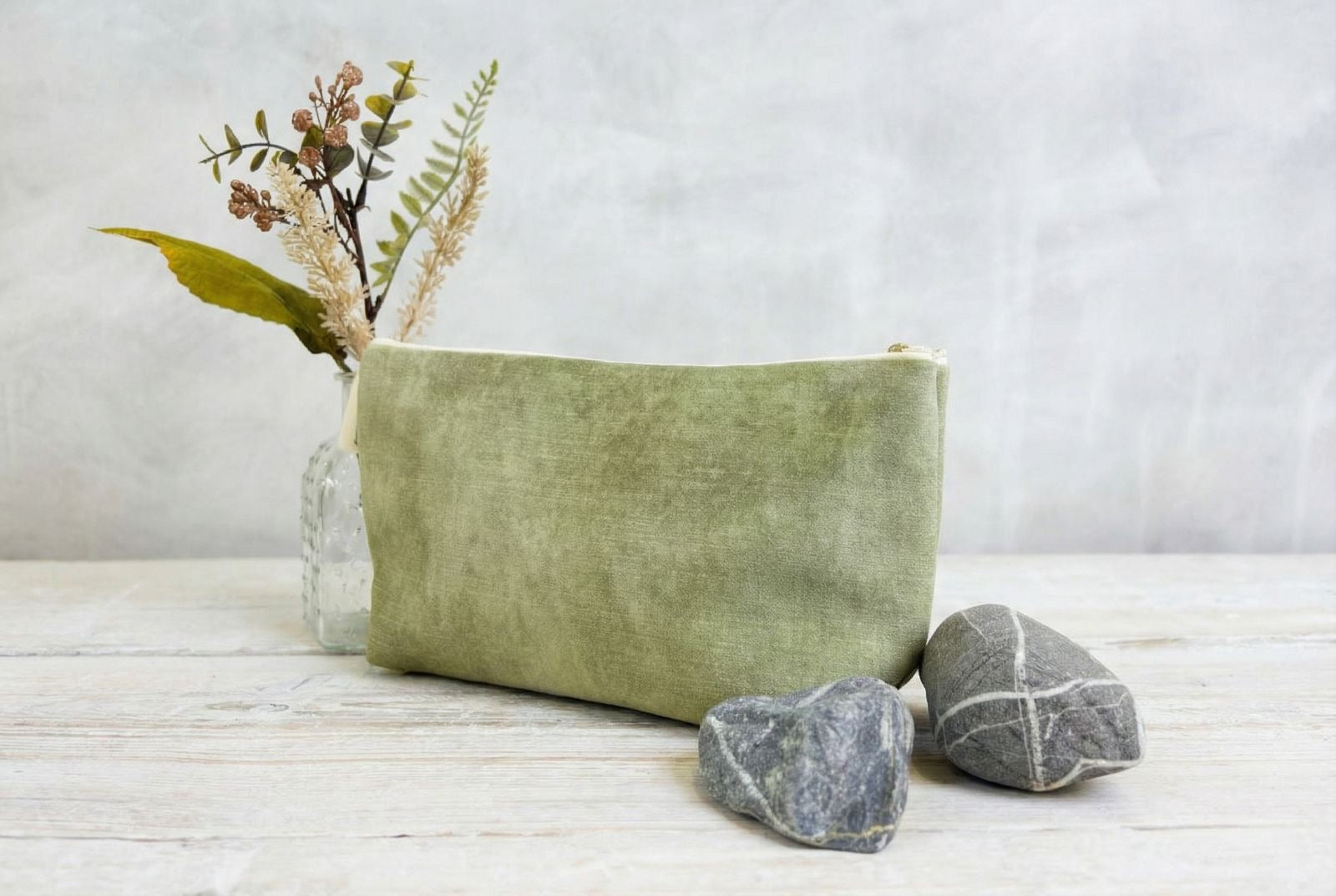 Sam Wilson Soft Green Velvet Washbag