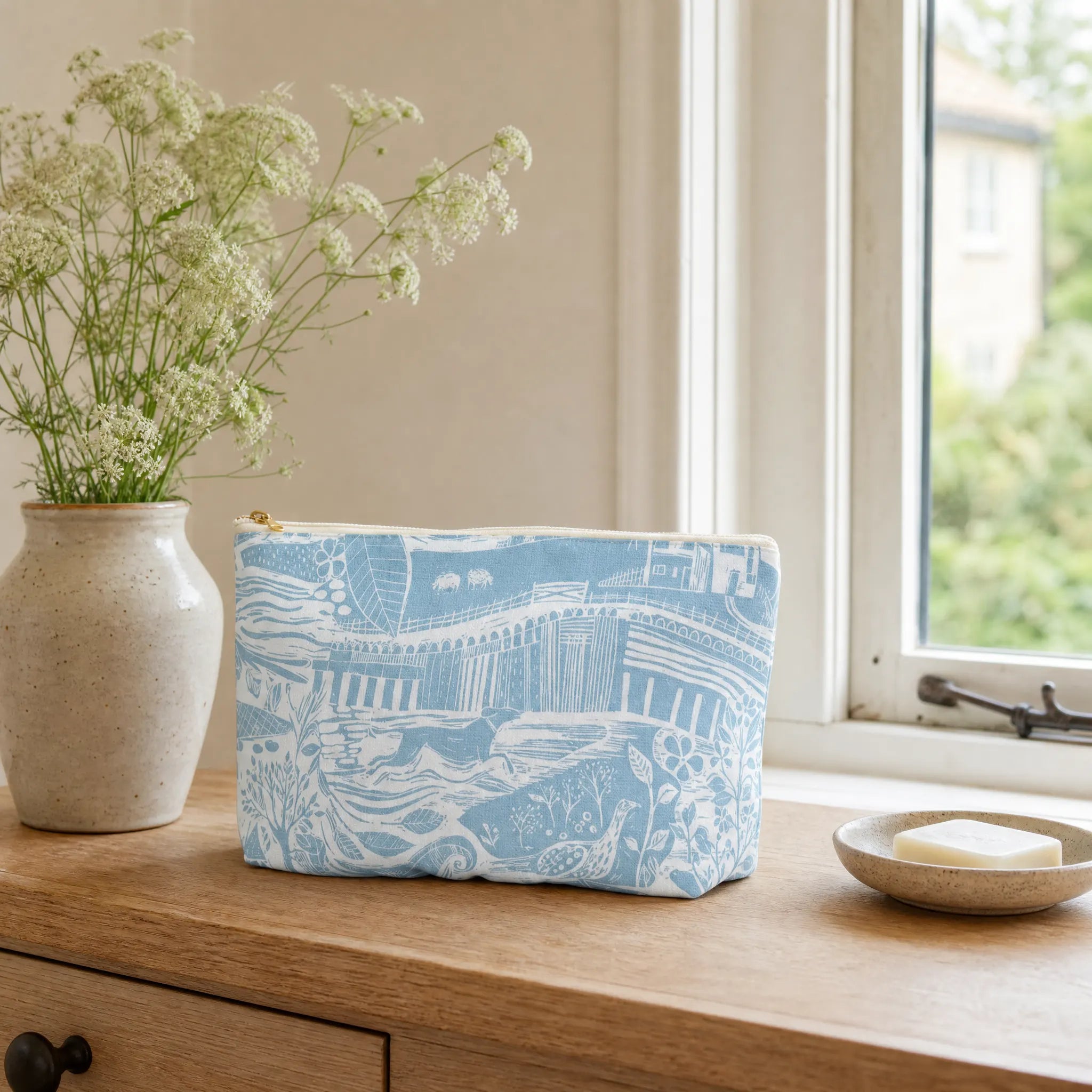 Sam Wilson Through The Fields Duck Egg Blue Washbag