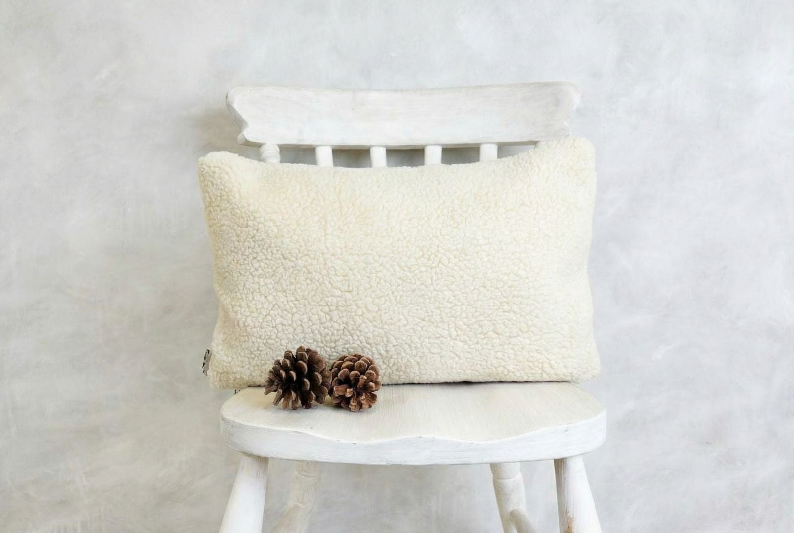 Sherpa Oblong Cushion - Bone