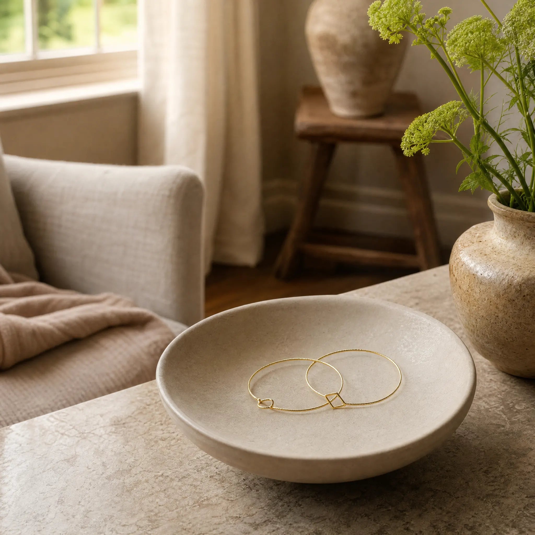 Amini Gold Bangle