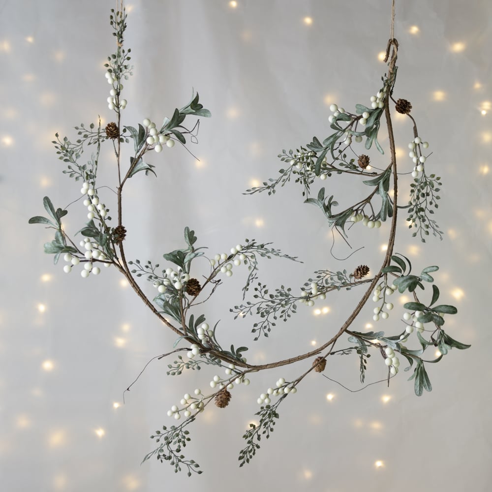 White Berry Garland with Frosted Leaves