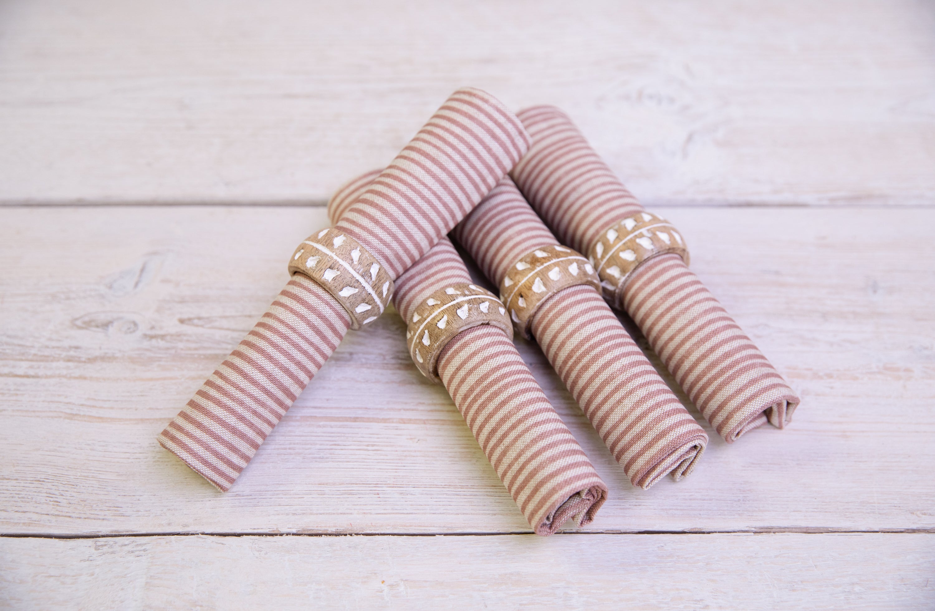 Mango Carved Napkin Rings Set of 4