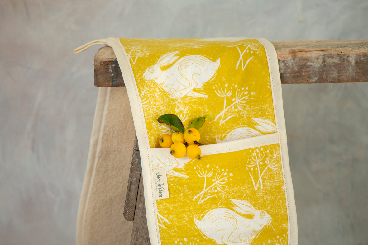 Sam Wilson Headlong Hare Yellow Ochre Cotton Oven Gloves