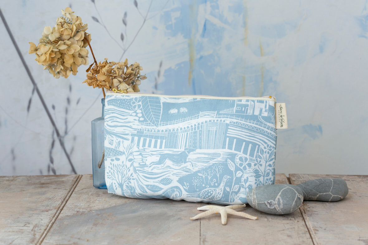 Sam Wilson Through The Fields Duck Egg Blue Washbag