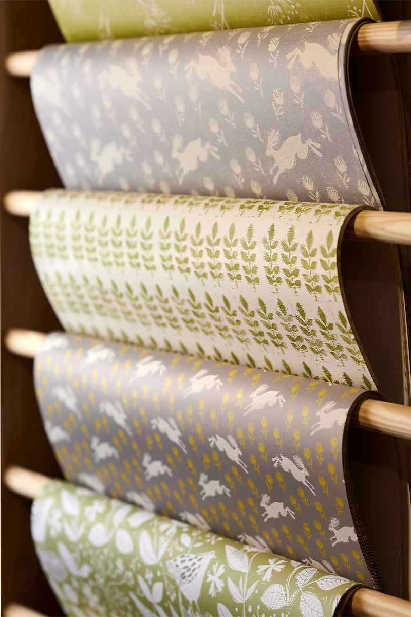 Sam Wilson Running Hare Grey/Yellow Gift Wrap
